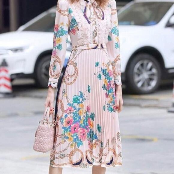 DALIA MACPHEE FLORAL PLEATED‎ TIE NECK DRESS SIZE M - Picture 1 of 10